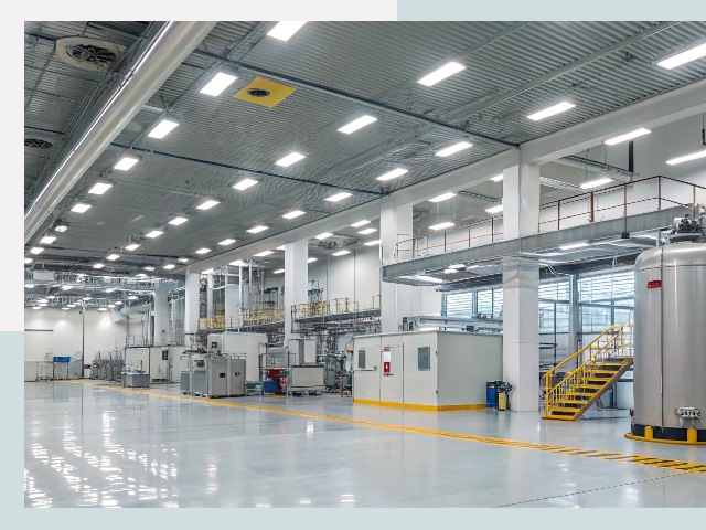 Освещение ангаров в Заинске от 610 руб. - Эффективные решения